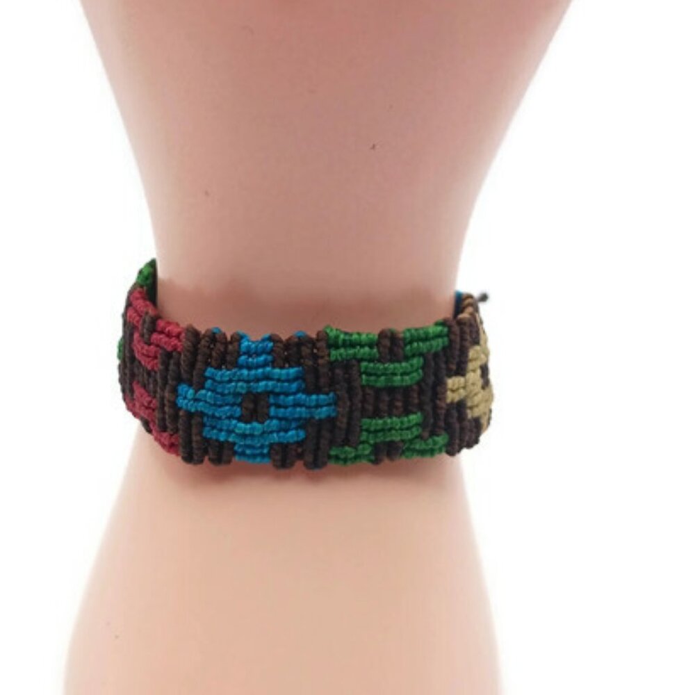 Unisex Bracelet Woven Waxed Macramé Thread Water Resistant Chakana Inca